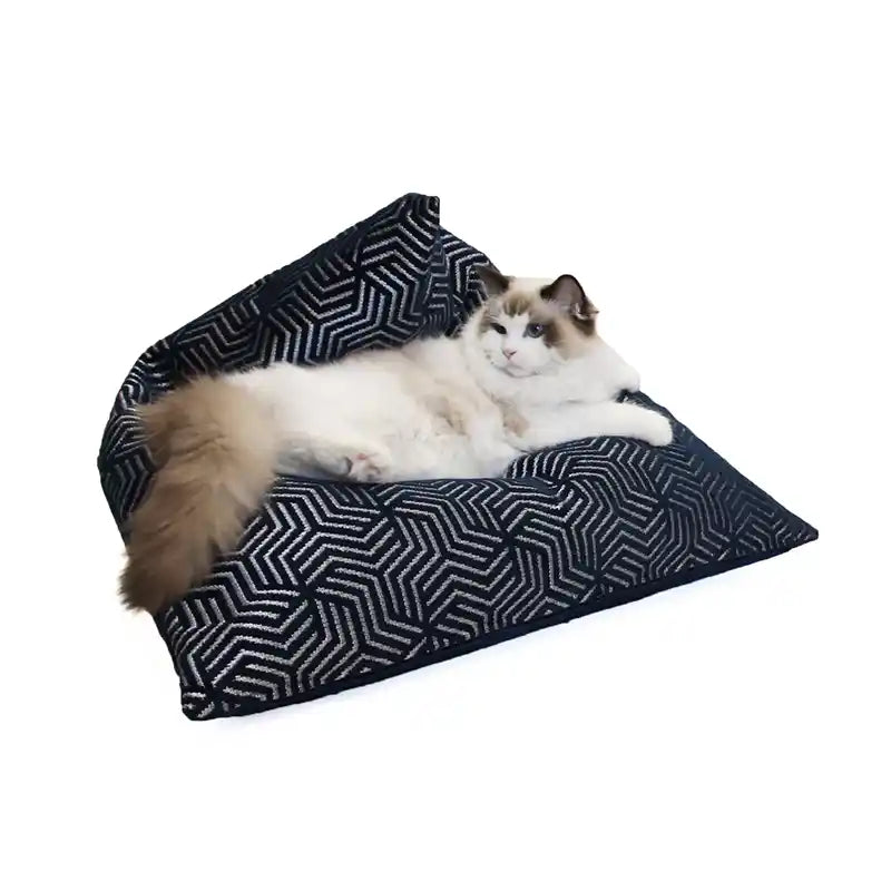 Berlingot - Couchage pouf chat design - Fin de série