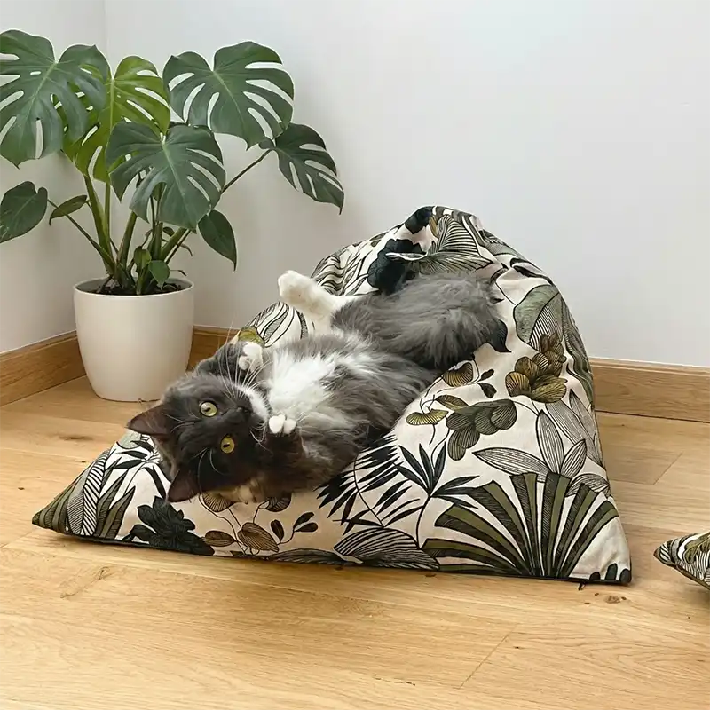 Berlingots XL et S  - Couchage chat stylé - Kaki Feuillage Tropical