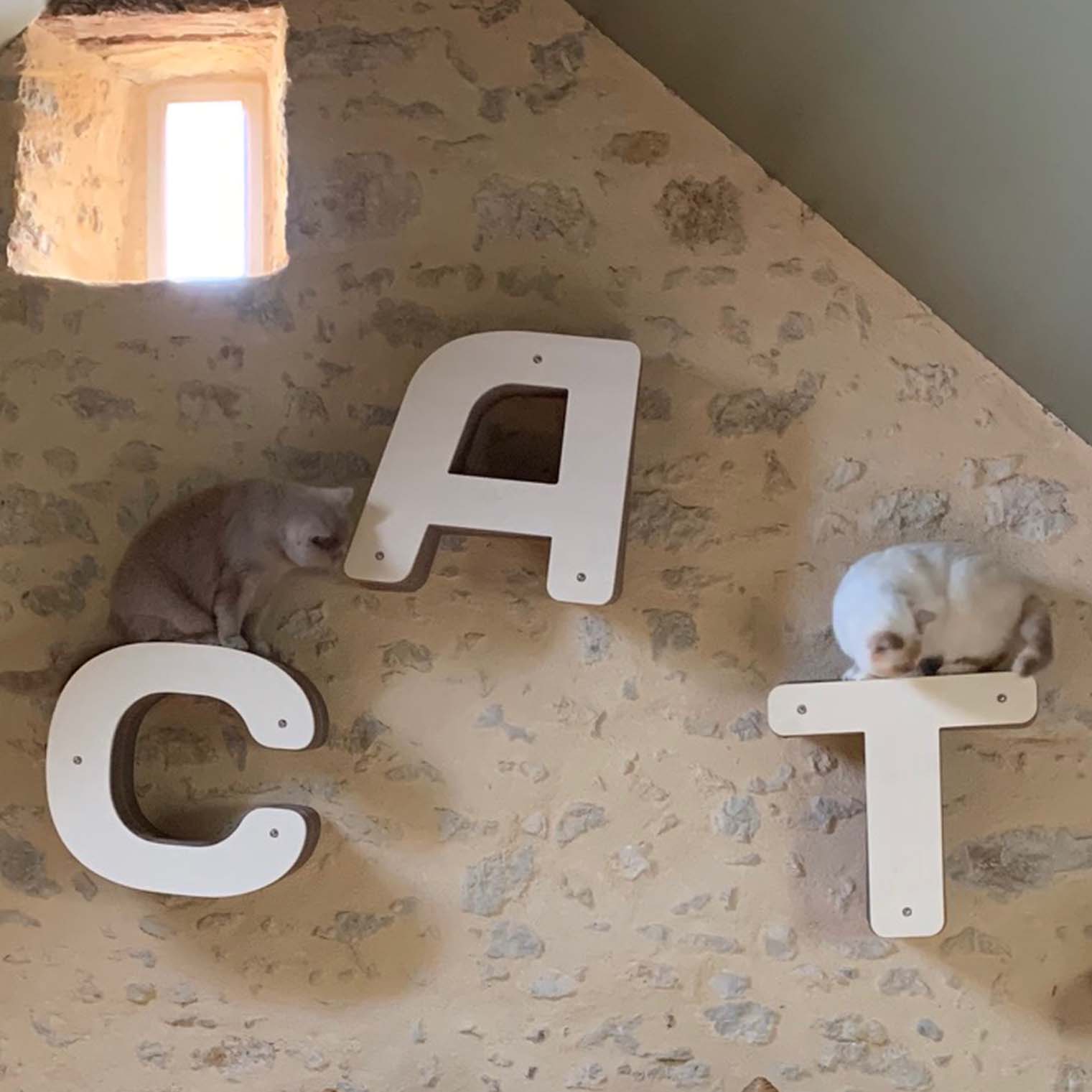 Lettre griffoir au choix (A à Z) - à accrocher au mur