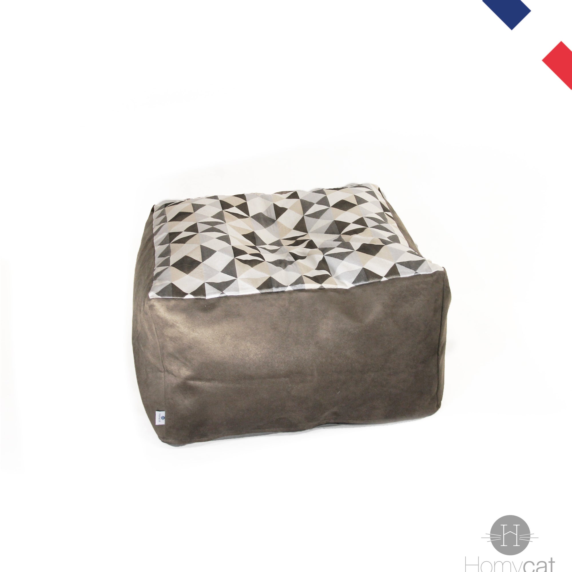 pouf-coussin-cube-taupe-trangles-chat-deco-salon-ambiance-scandinave-homycat