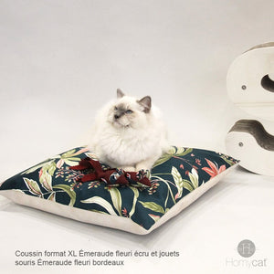 coussin-chat-blanc-jouet-souris-fleur-ecru-lavable-qualité-france