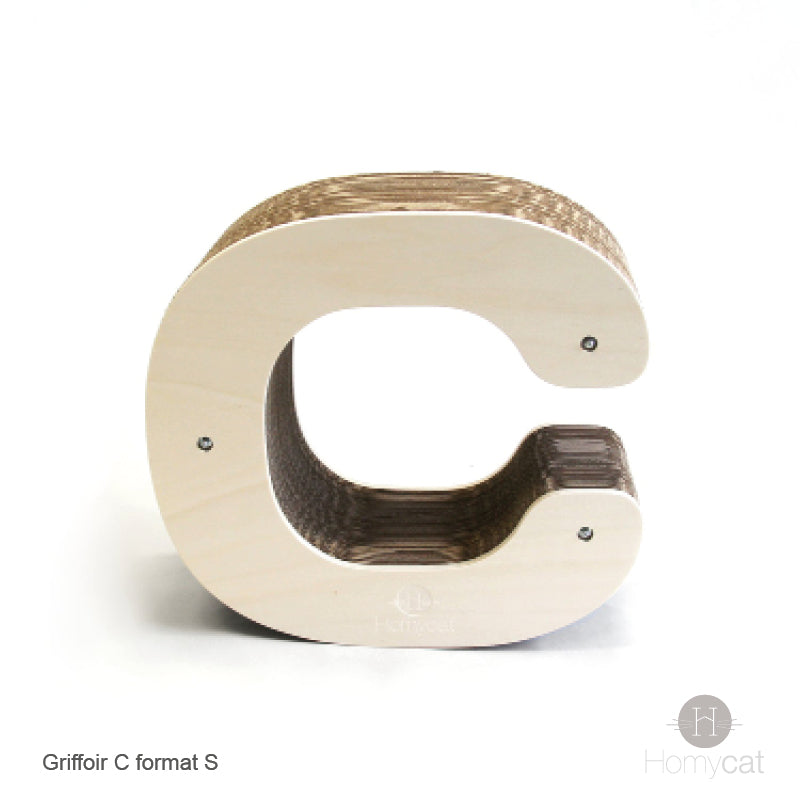 chat-griffoir-suspendu-lettre-C-carton-homycat