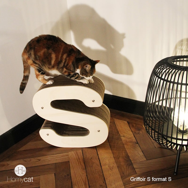 griffoir-lettre-S-chat-cocooning-élégant-sobre-discret-loft-design-deco-homycat